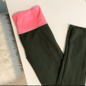 Lululemon Skinny Groove Pant Size 4